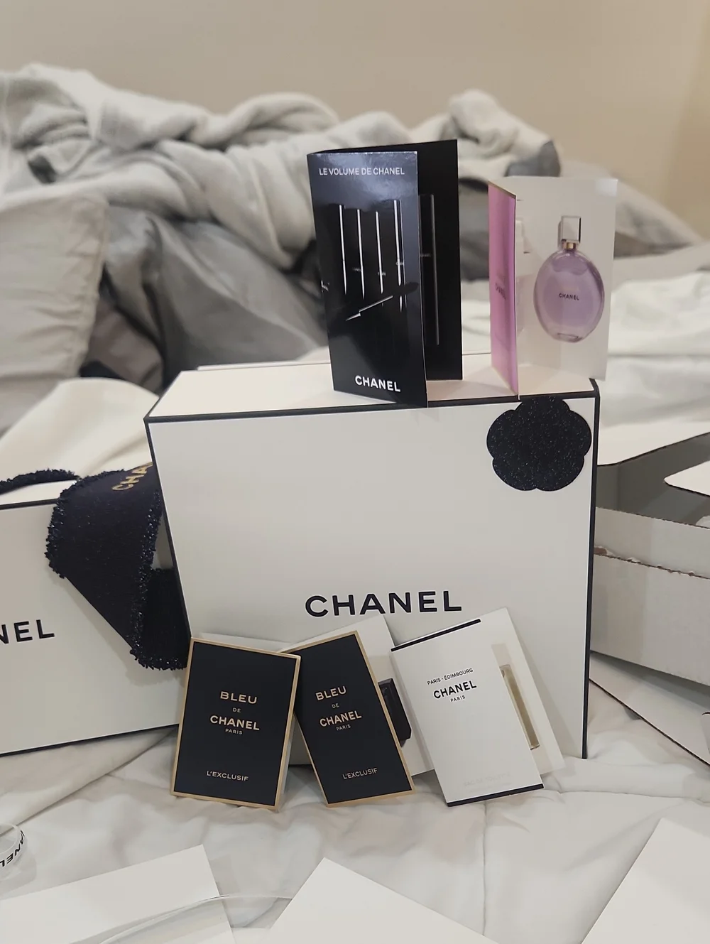 CHANEL 6xPerfume Spray 2xMascara Mini 2XLuxury Boxes 2xShip Boxes 1xBag Camellia